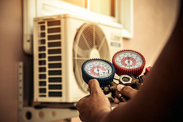 Professional Hvac technician working in Morris, OK